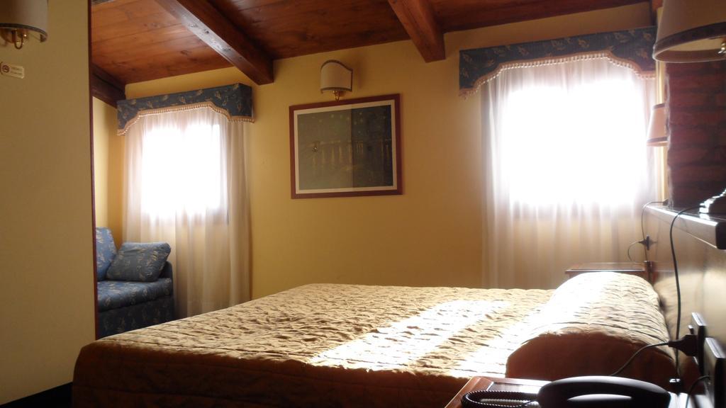 Alloggi Marinella Venesia Bagian luar foto