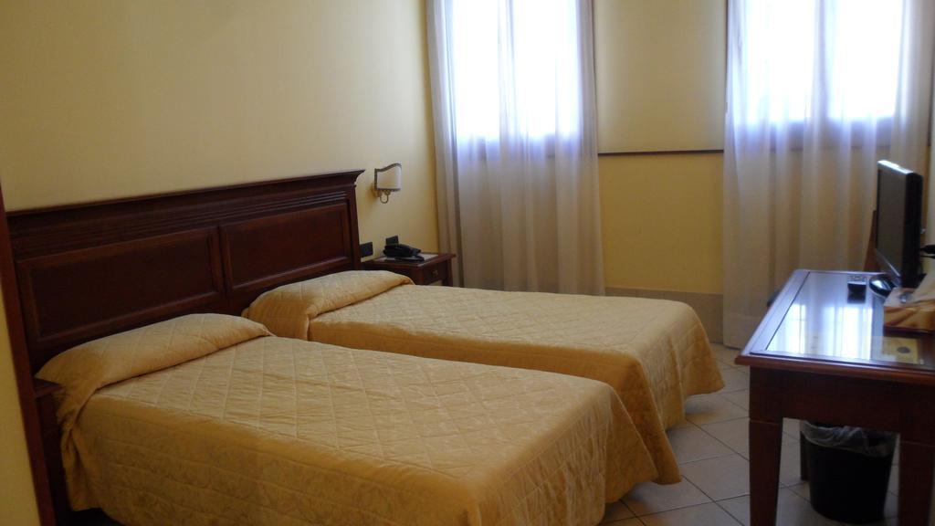 Alloggi Marinella Venesia Bagian luar foto